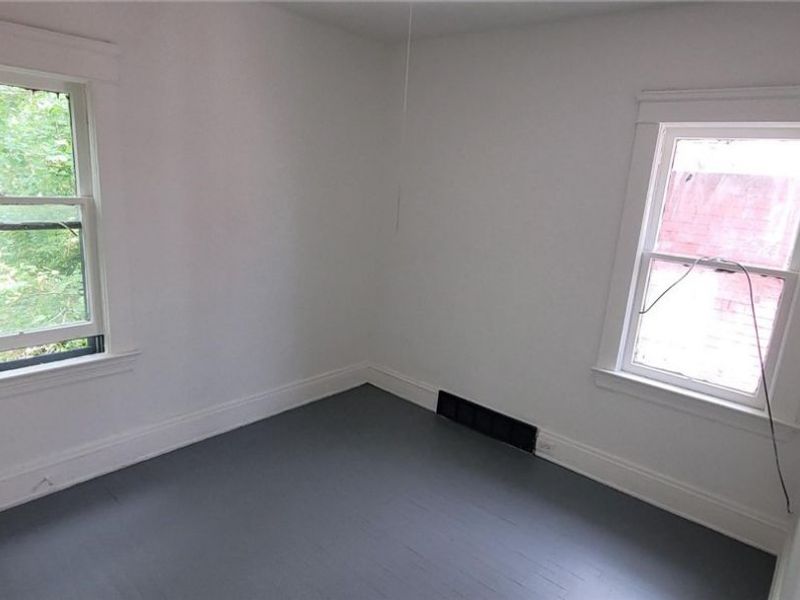 626 E 130th Street, Cleveland, OH 44108 Photo 10