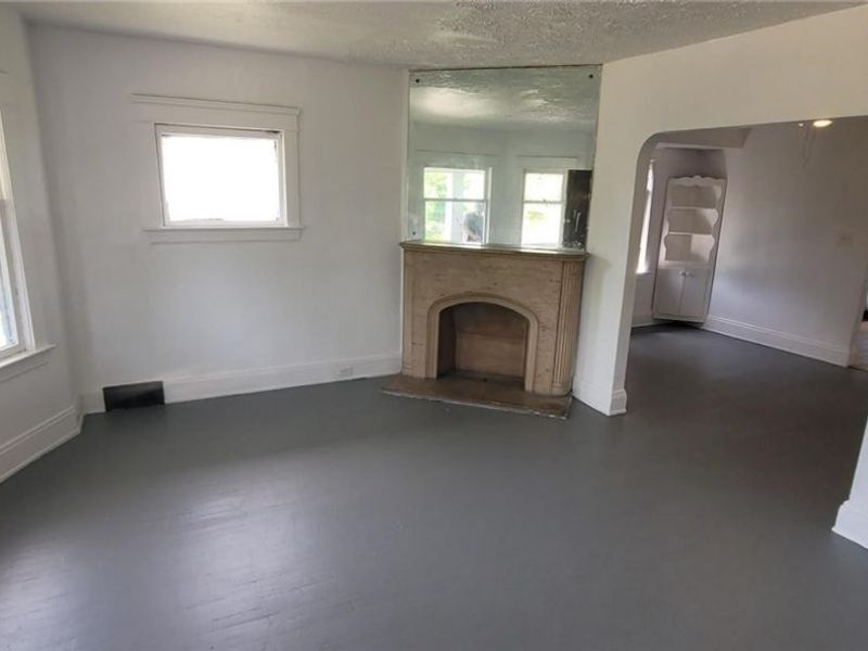 626 E 130th Street, Cleveland, OH 44108 Photo 16
