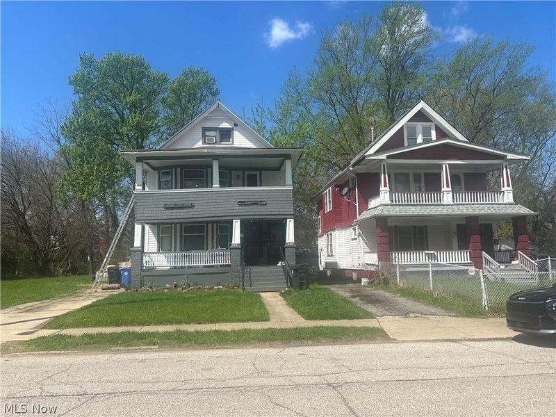 626 E 130th Street, Cleveland, OH 44108 Photo 2