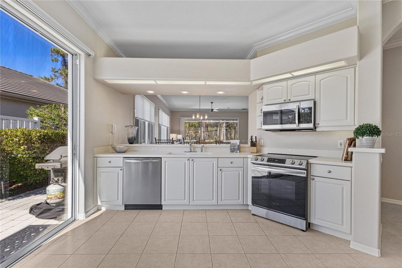 8733 49th Terrace East, Bradenton, FL 34211 Photo