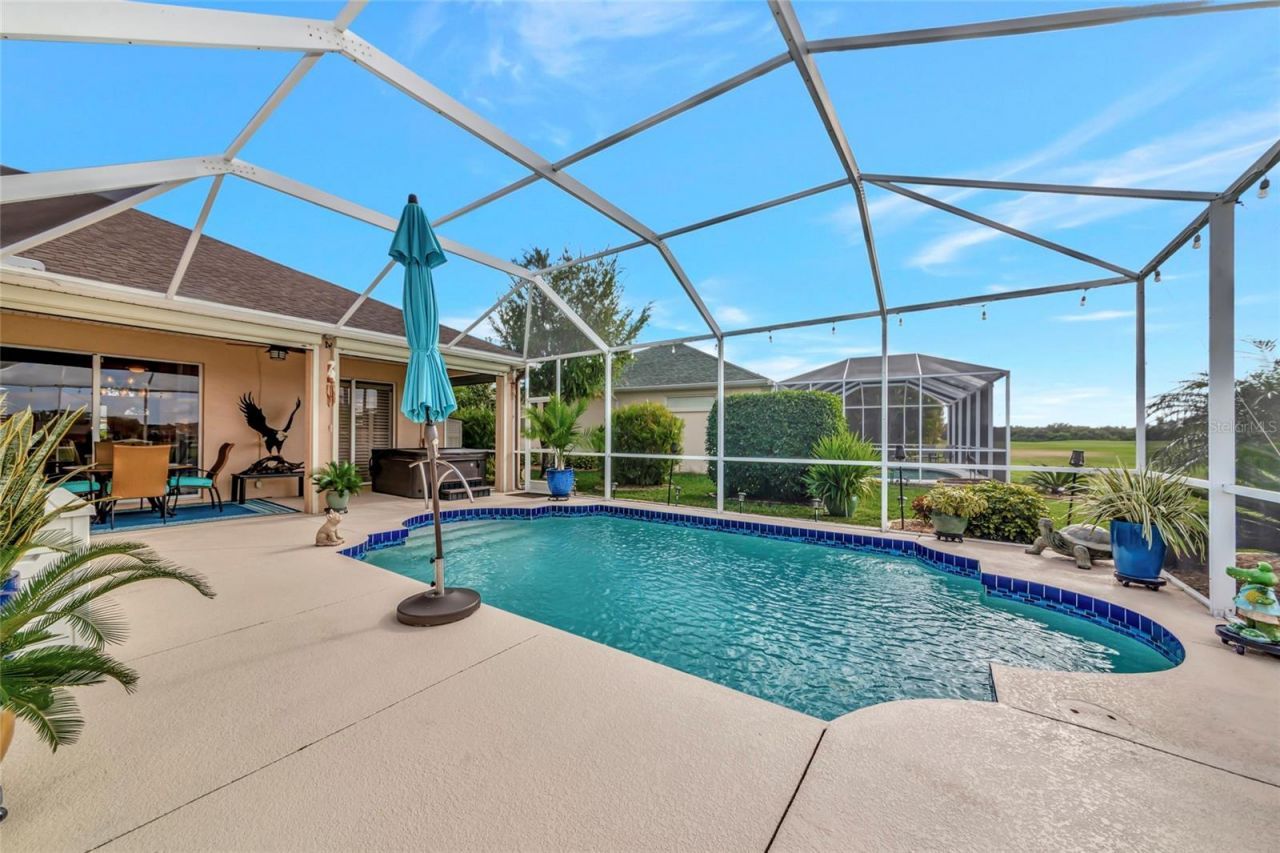 10651 Old Grove Circle, Bradenton, FL 34212 Photo