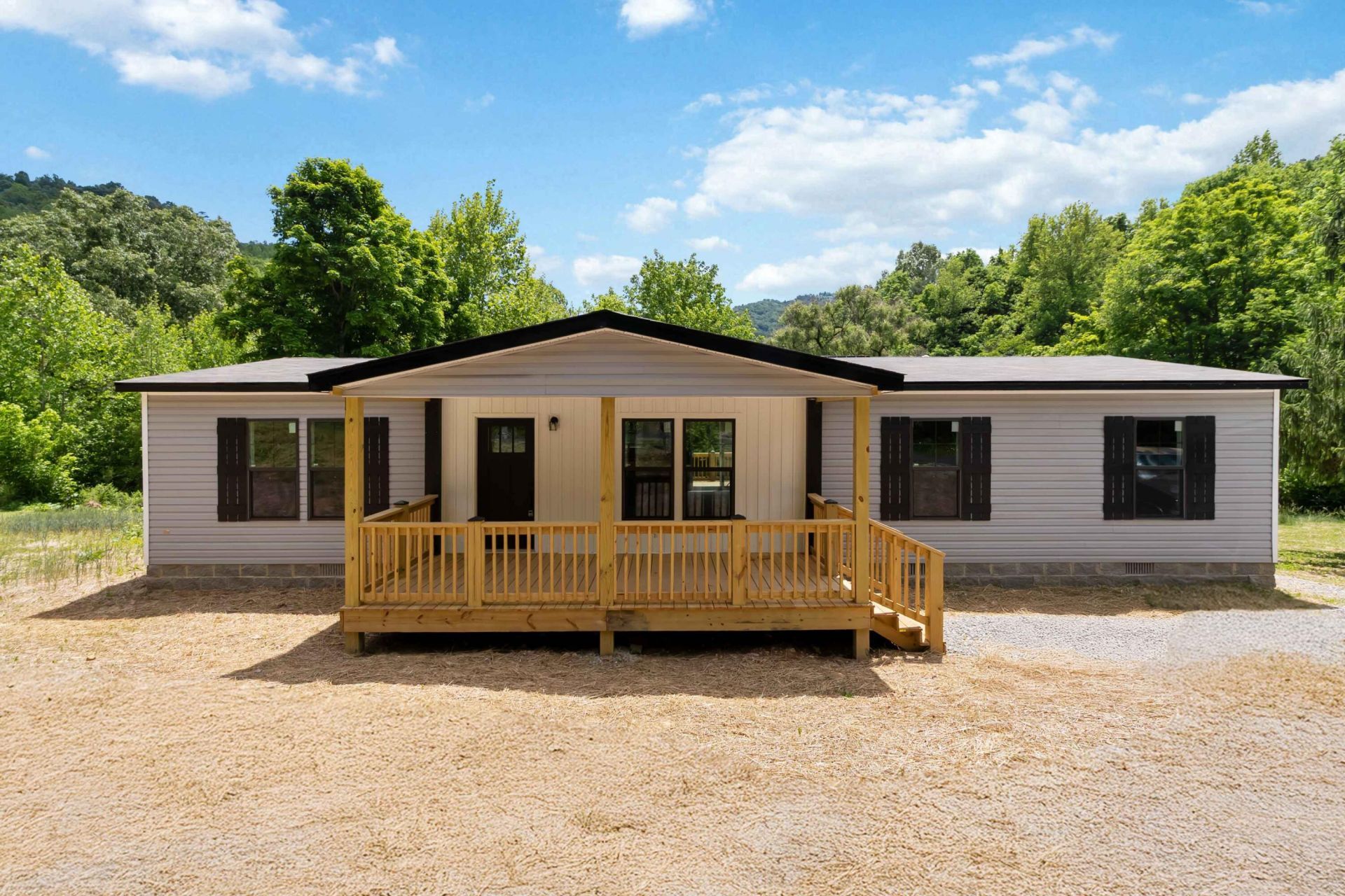 1776 Little Wolf Creek Road, Williamsburg, KY 40769 Main Photo