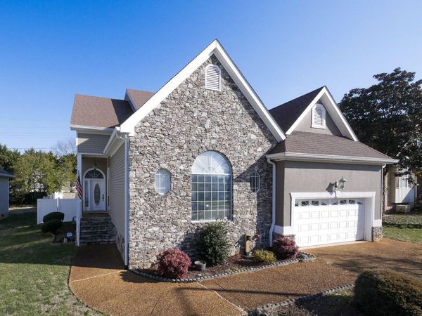 6823 Chiswick Drive, Chattanooga, TN 37421