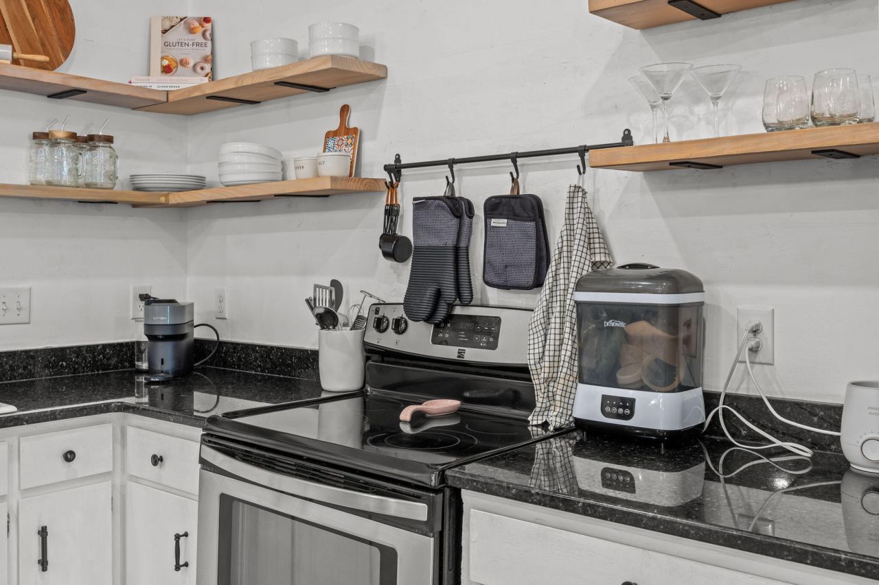 1019 Douglas Wayne Road Photo 10