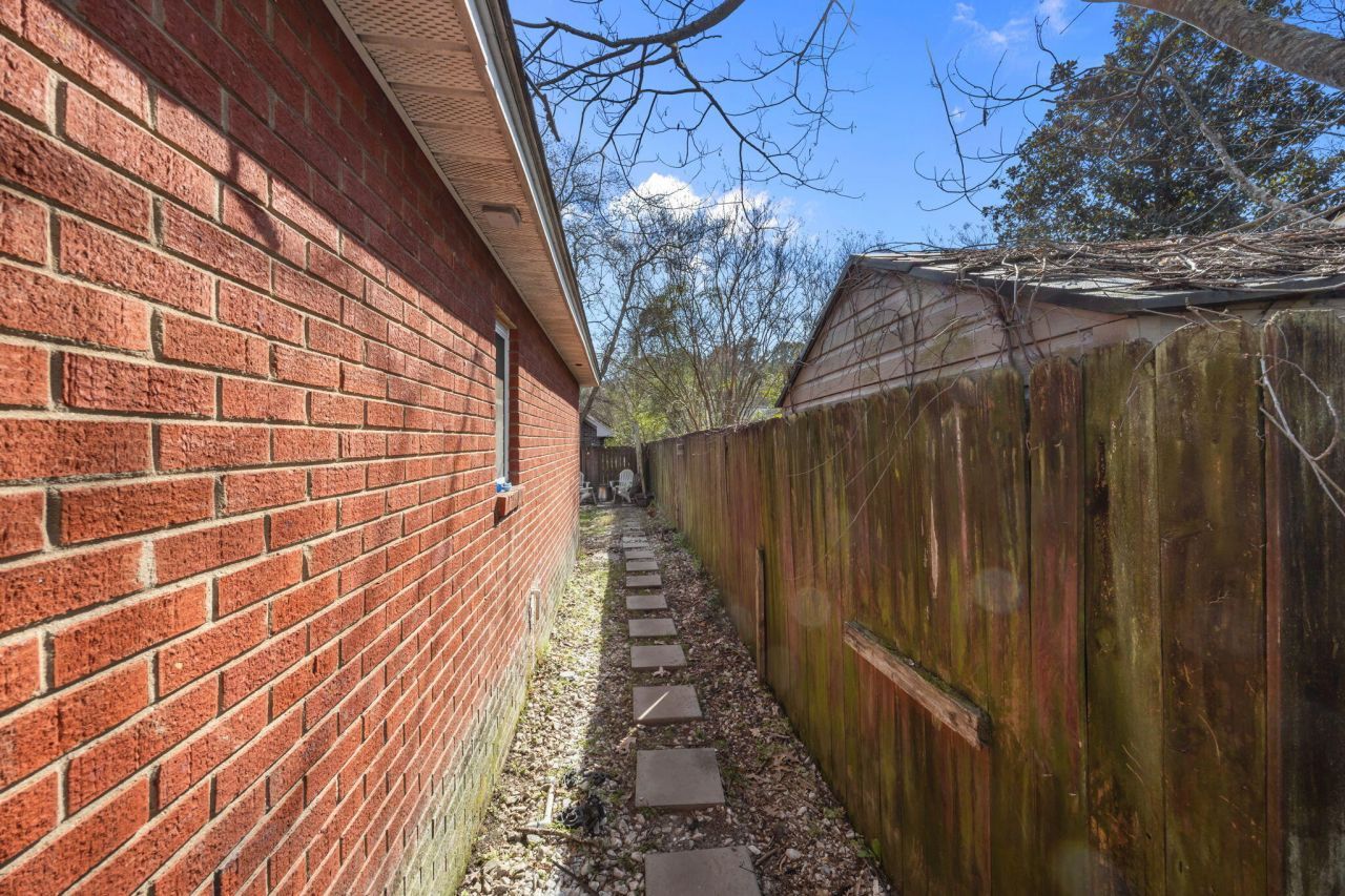 1019 Douglas Wayne Road Photo 33