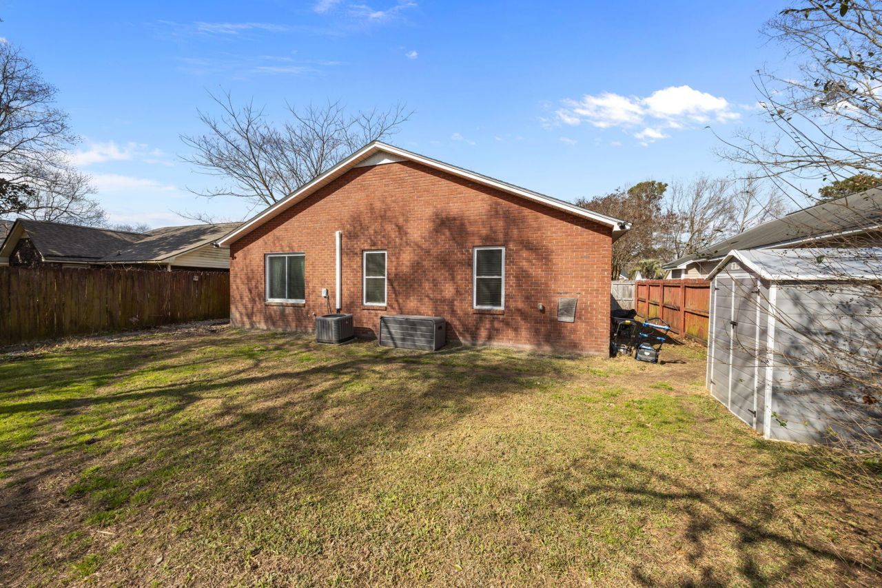 1019 Douglas Wayne Road Photo 37