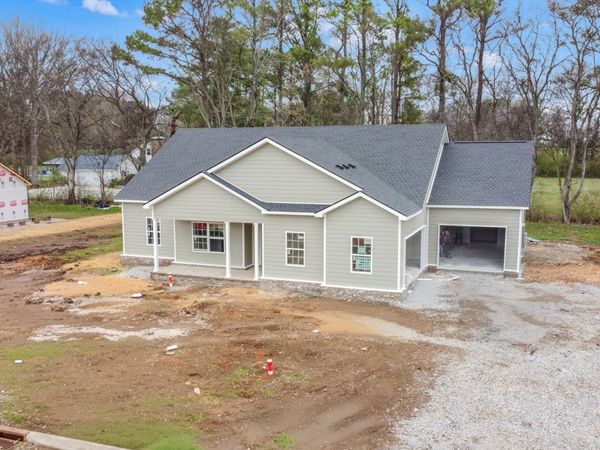 106 Centennial Lane, Columbia, TN 38401