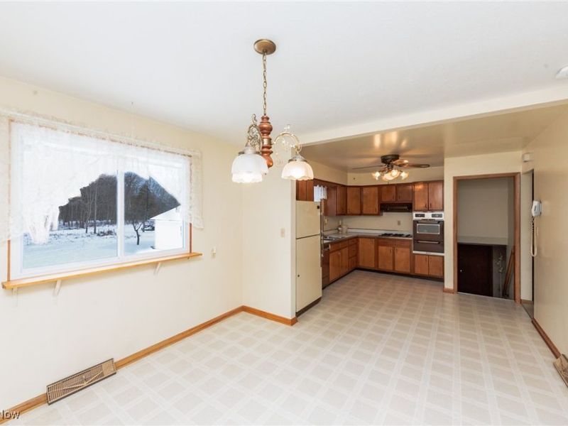 14430 Drake Road, Strongsville, OH 44136 Photo 8