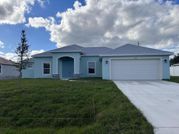 4634 SW Athena Drive, Port St. Lucie, FL 34953