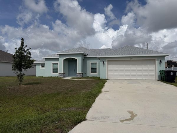 4634 SW Athena Drive, Port St. Lucie, FL 34953