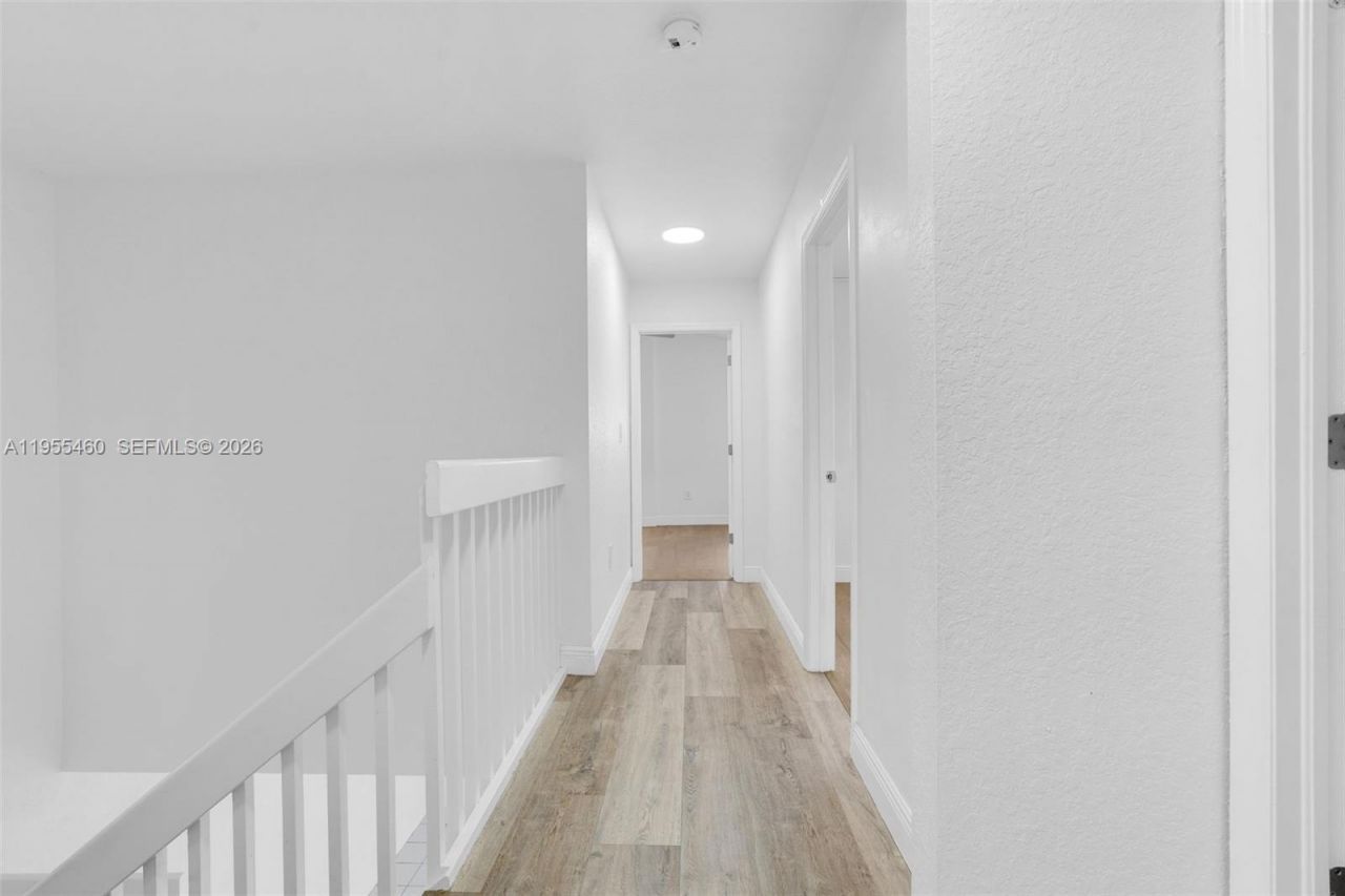 1120 Cliffrose St , Hollywood, FL 33019 Photo