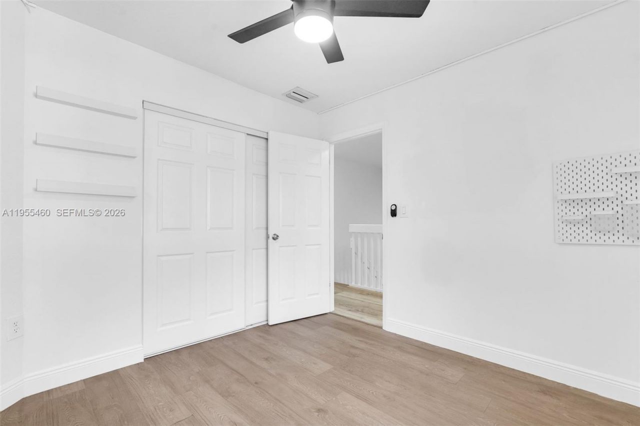 1120 Cliffrose St , Hollywood, FL 33019 Photo