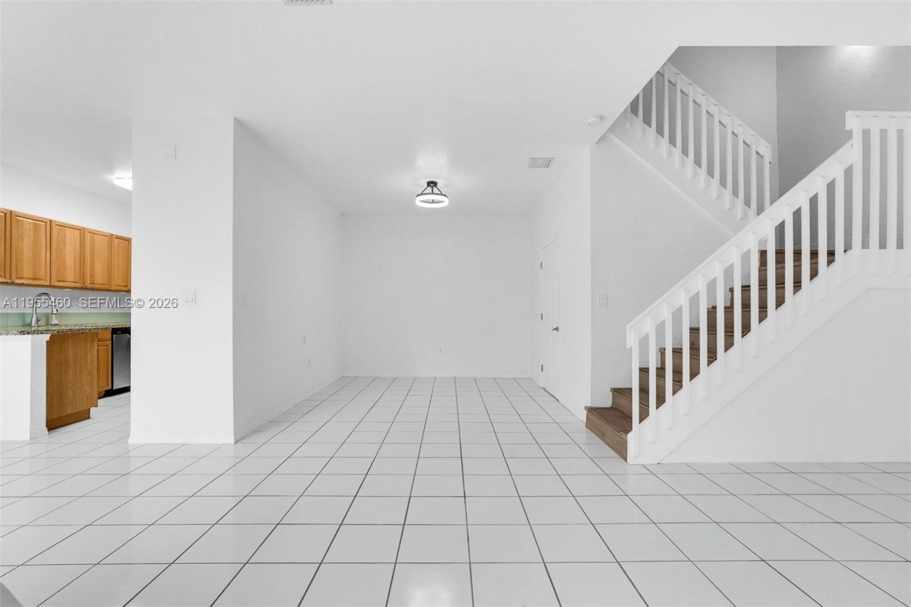 1120 Cliffrose St , Hollywood, FL 33019 Photo