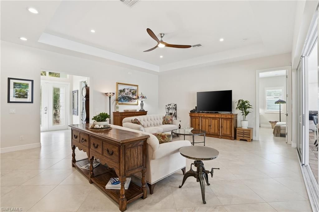 3707 5th Ave Sw, Naples, FL 34117 Photo