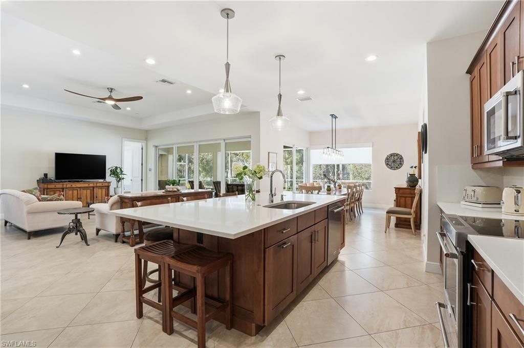 3707 5th Ave Sw, Naples, FL 34117 Photo