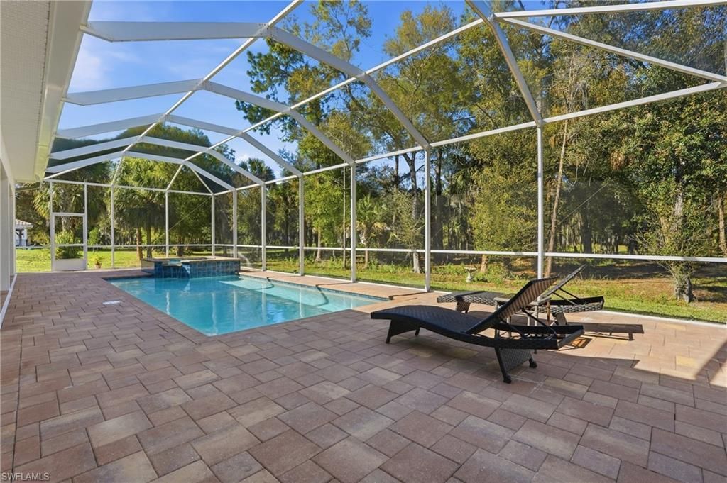3707 5th Ave Sw, Naples, FL 34117 Photo
