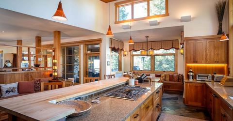 2526 N Summit Place, Truckee, CA 96161 Photo