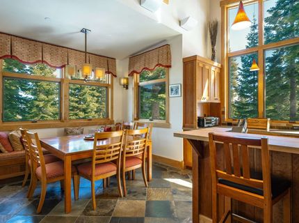 2526 N Summit Place, Truckee, CA 96161 Photo