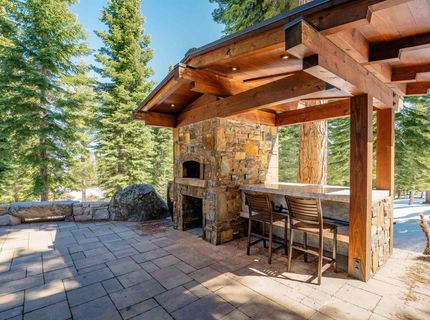 2526 N Summit Place, Truckee, CA 96161 Photo