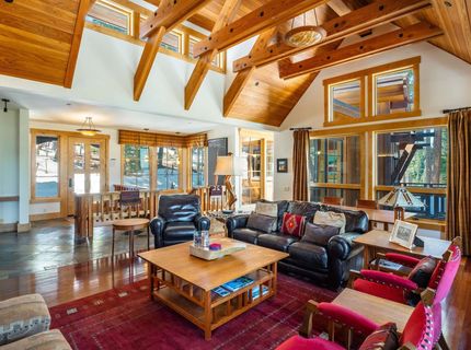 2526 N Summit Place, Truckee, CA 96161 Photo