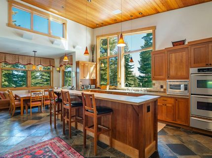 2526 N Summit Place, Truckee, CA 96161 Photo