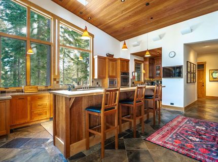 2526 N Summit Place, Truckee, CA 96161 Photo