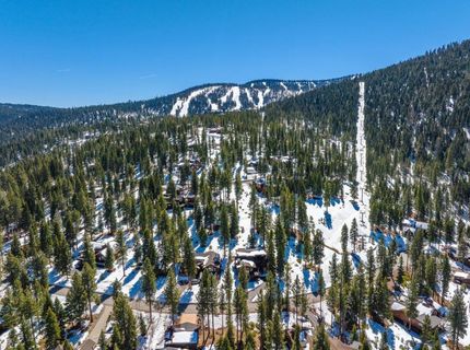 2532 N Summit Place, Truckee, CA 96161 Photo