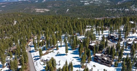 2532 N Summit Place, Truckee, CA 96161 Photo
