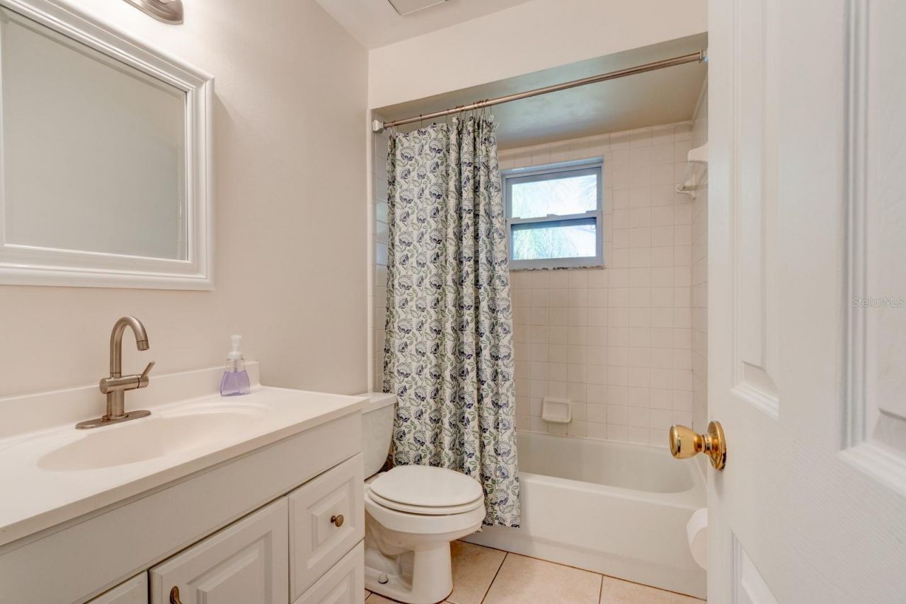 712-714 Oakwood Avenue, New Smyrna Beach, FL 32169 Photo