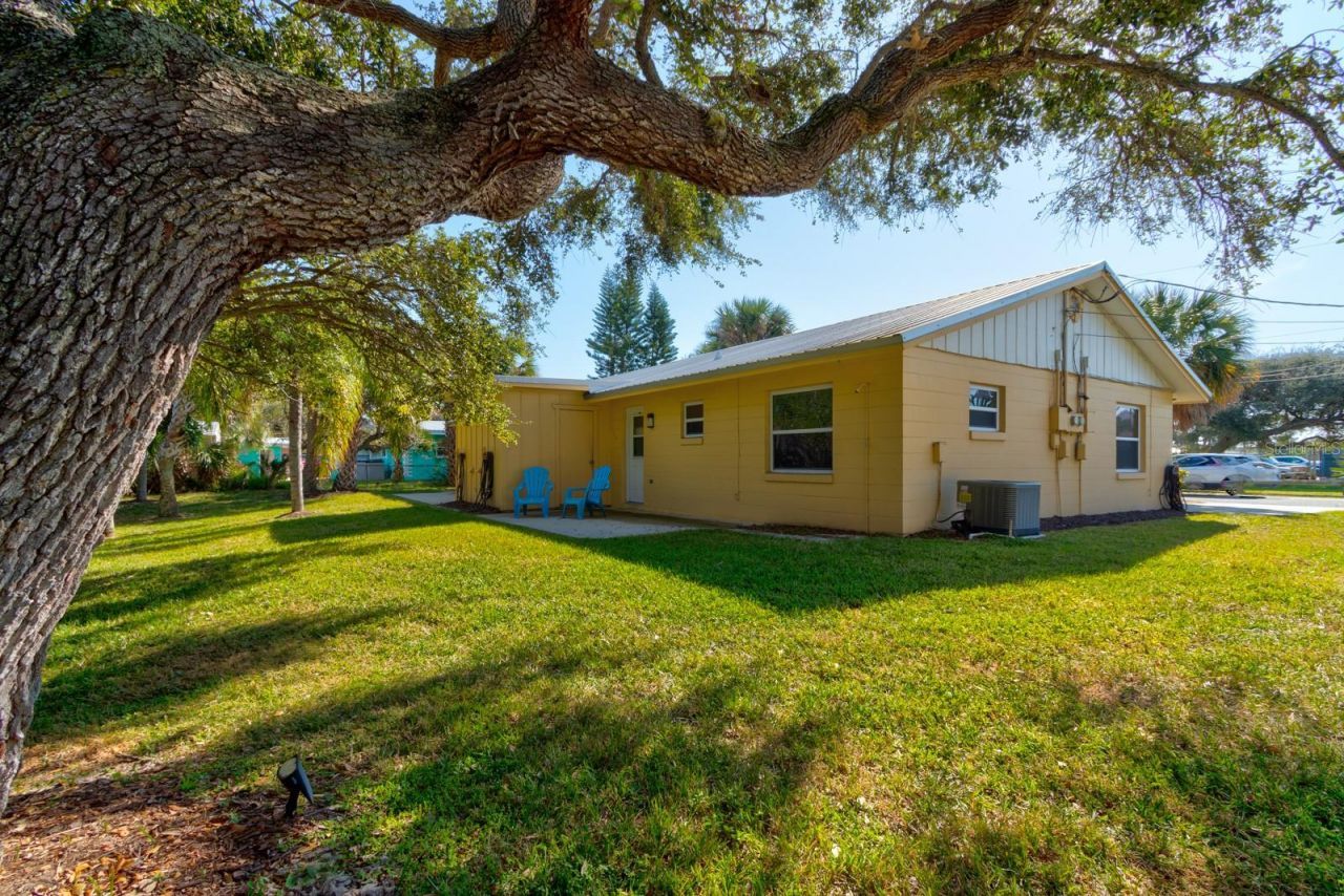 712-714 Oakwood Avenue, New Smyrna Beach, FL 32169 Photo