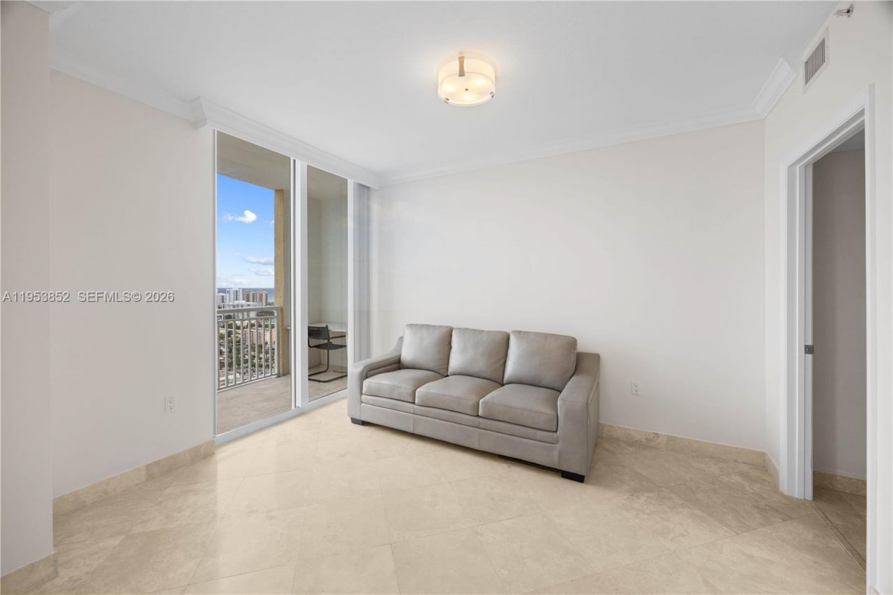 1745 E Hallandale Beach Blvd, Unit PH03W, Hallandale Beach, FL 33009 Photo