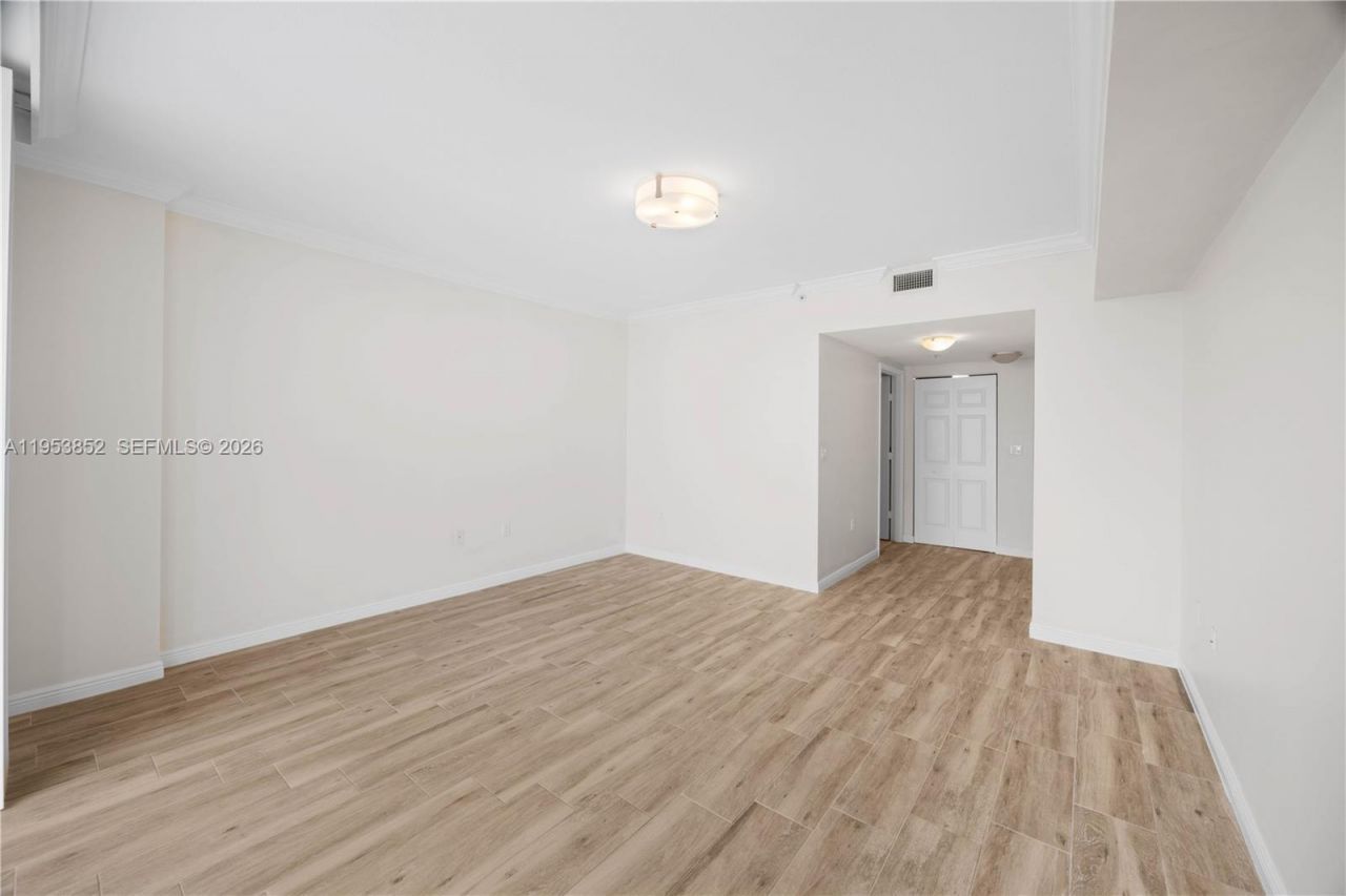 1745 E Hallandale Beach Blvd, Unit PH03W, Hallandale Beach, FL 33009 Photo