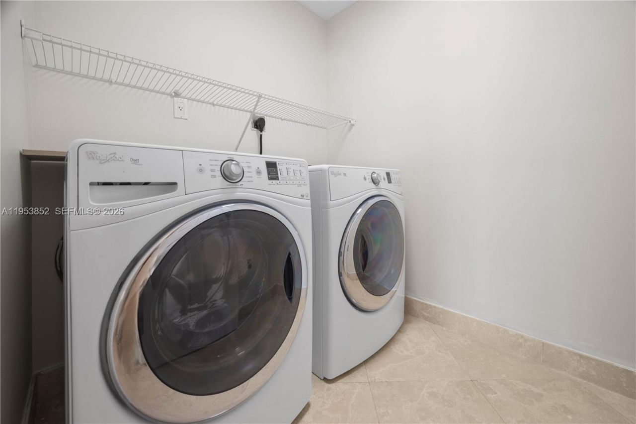 1745 E Hallandale Beach Blvd, Unit PH03W, Hallandale Beach, FL 33009 Photo