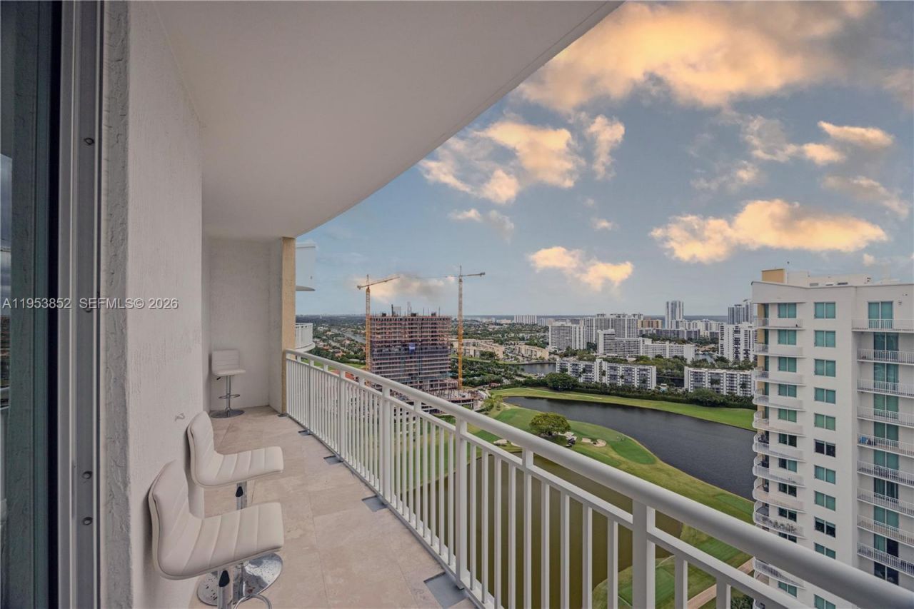 1745 E Hallandale Beach Blvd, Unit PH03W, Hallandale Beach, FL 33009 Photo