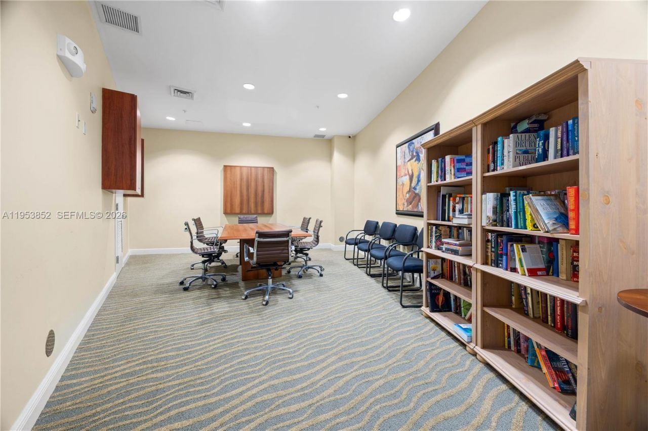 1745 E Hallandale Beach Blvd, Unit PH03W, Hallandale Beach, FL 33009 Photo