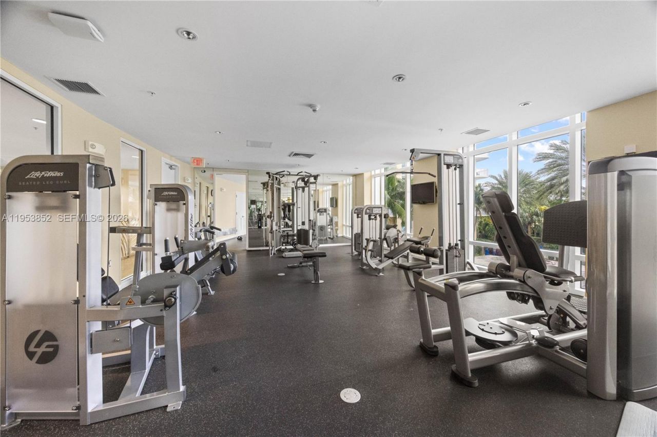 1745 E Hallandale Beach Blvd, Unit PH03W, Hallandale Beach, FL 33009 Photo