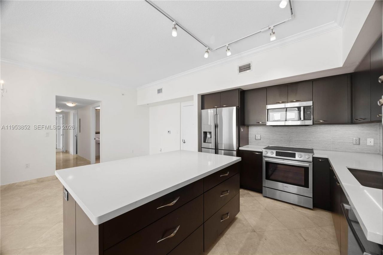 1745 E Hallandale Beach Blvd, Unit PH03W, Hallandale Beach, FL 33009 Photo