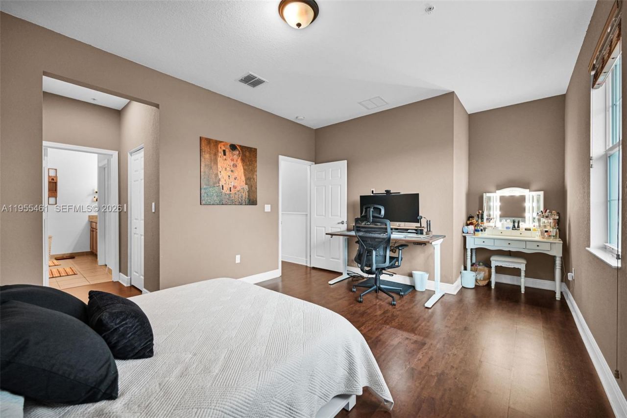 2666 SW 118th Rd, Miramar, FL 33025 Photo