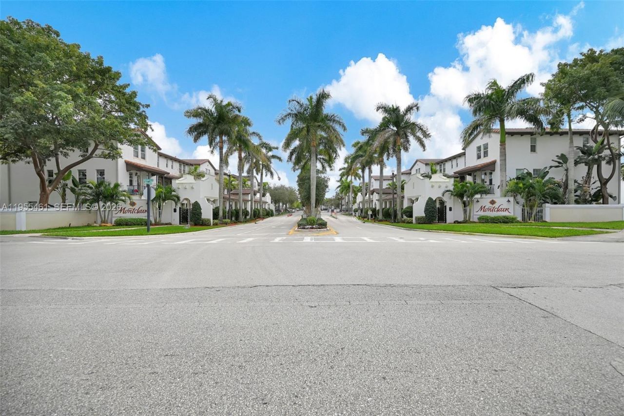 2666 SW 118th Rd, Miramar, FL 33025 Photo