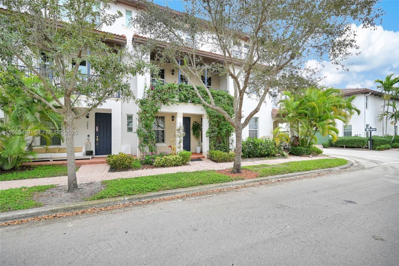 2666 SW 118th Rd, Miramar, FL 33025 Photo