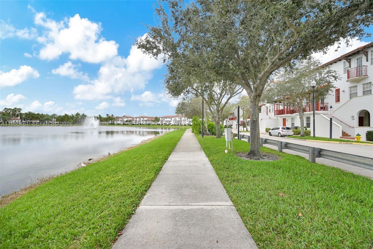 2666 SW 118th Rd, Miramar, FL 33025 Photo