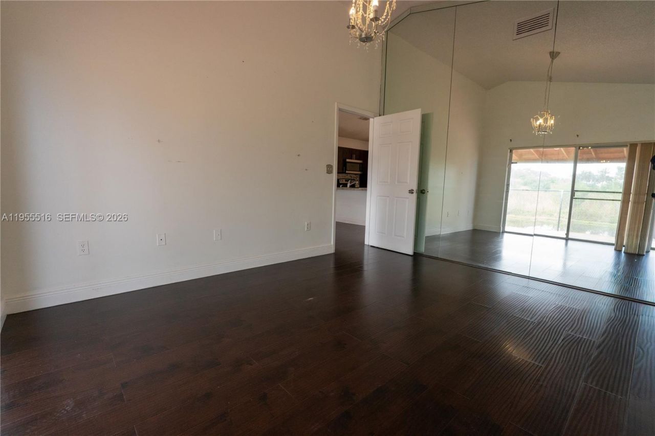 9936 W Daffodil Ln , Miramar, FL 33025 Photo