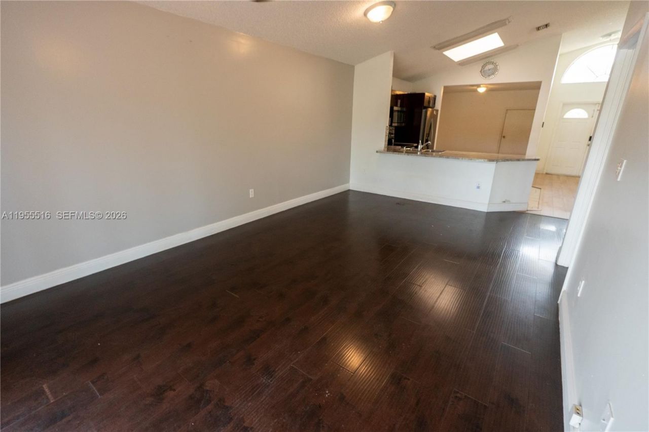 9936 W Daffodil Ln , Miramar, FL 33025 Photo