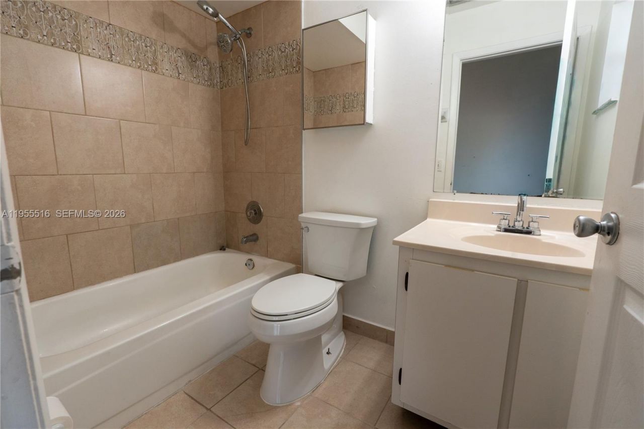 9936 W Daffodil Ln , Miramar, FL 33025 Photo