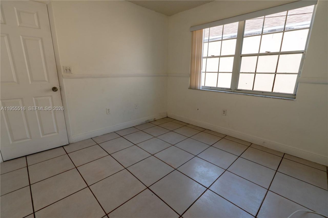 9936 W Daffodil Ln , Miramar, FL 33025 Photo