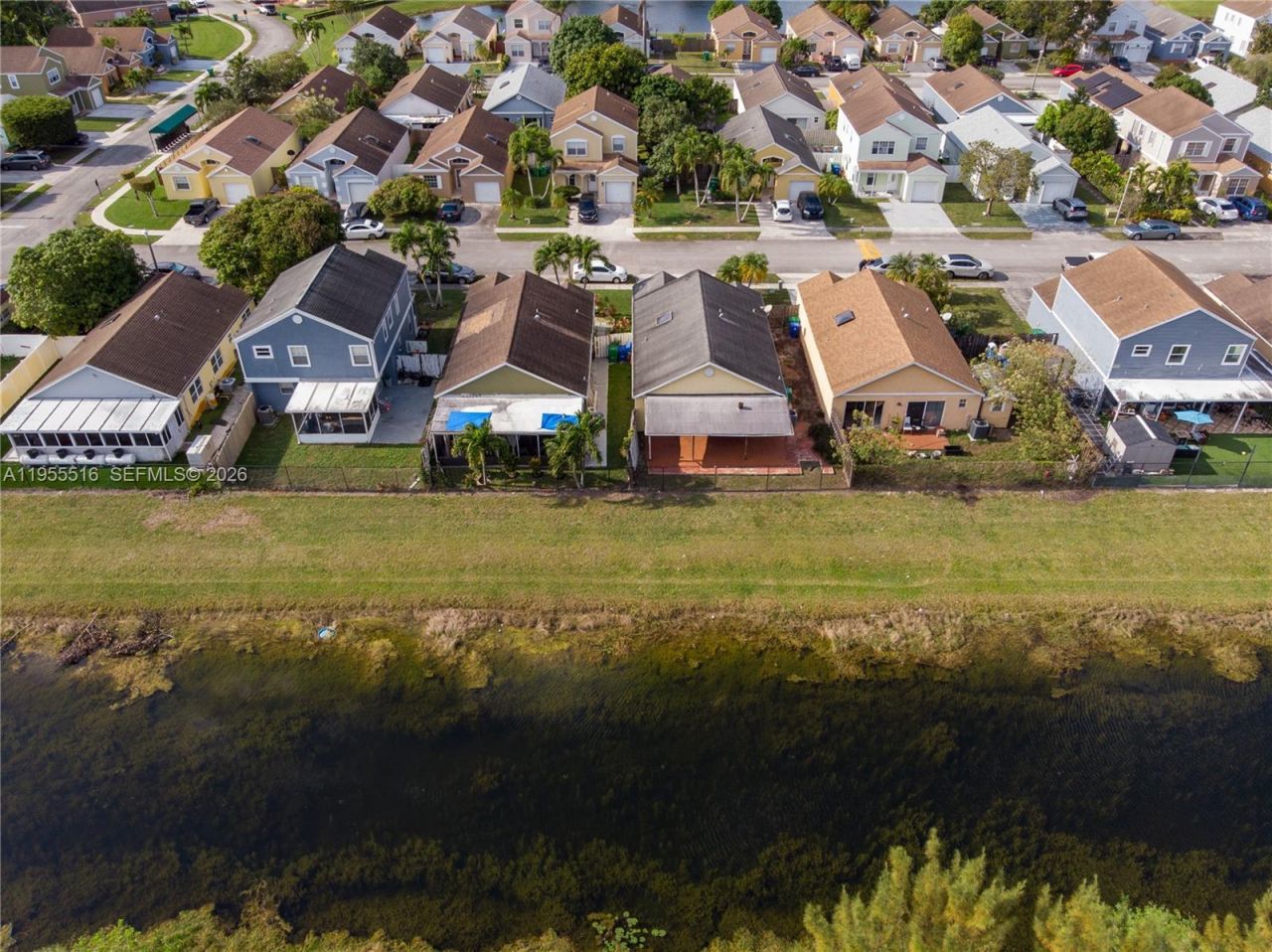 9936 W Daffodil Ln , Miramar, FL 33025 Photo