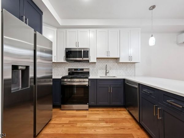 52 James St Unit 1, Unit 1, Newark, NJ 07102