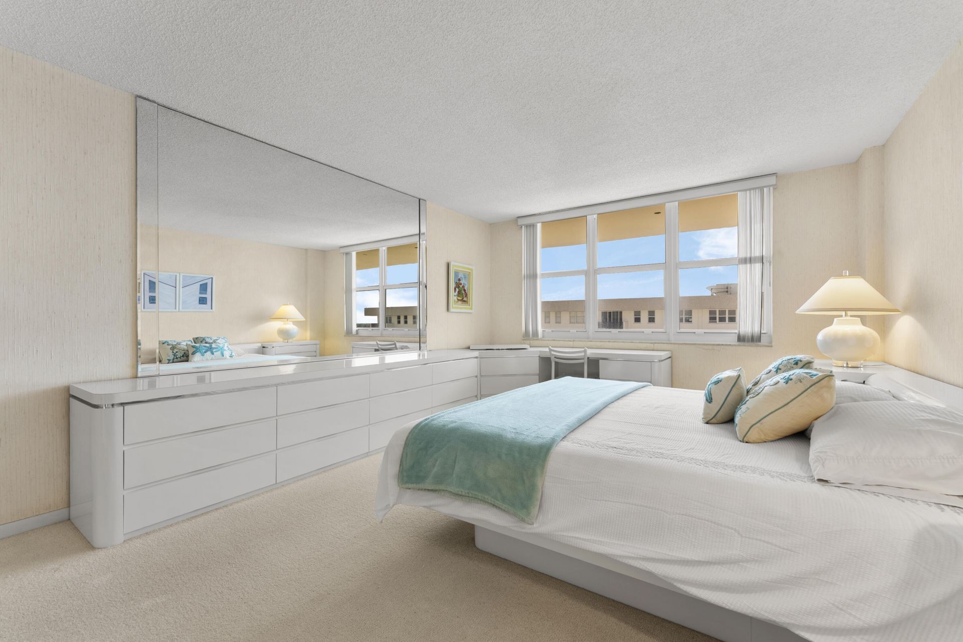 1149 Hillsboro Mile, Unit 1008, Hillsboro Beach, FL 33062 Photo