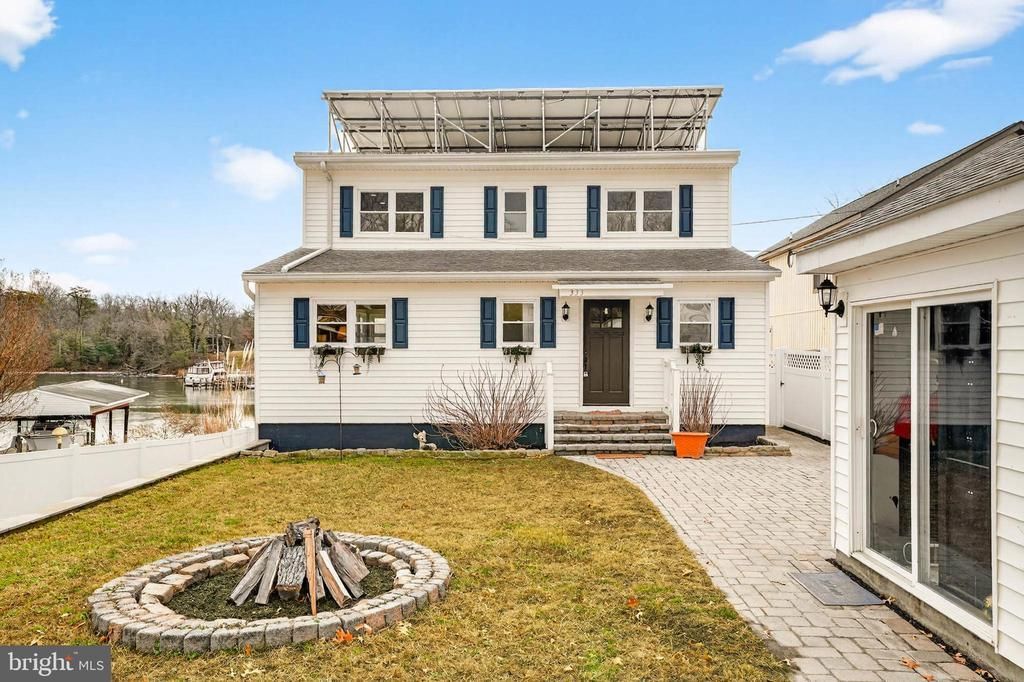 333 Sturtons Lane, Pasadena, MD 21122 Main Photo