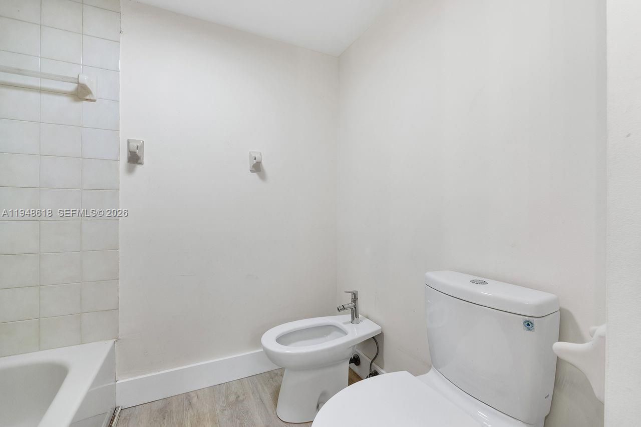 995 SW 84th Ave, Unit 223, Miami, FL 33144 Photo